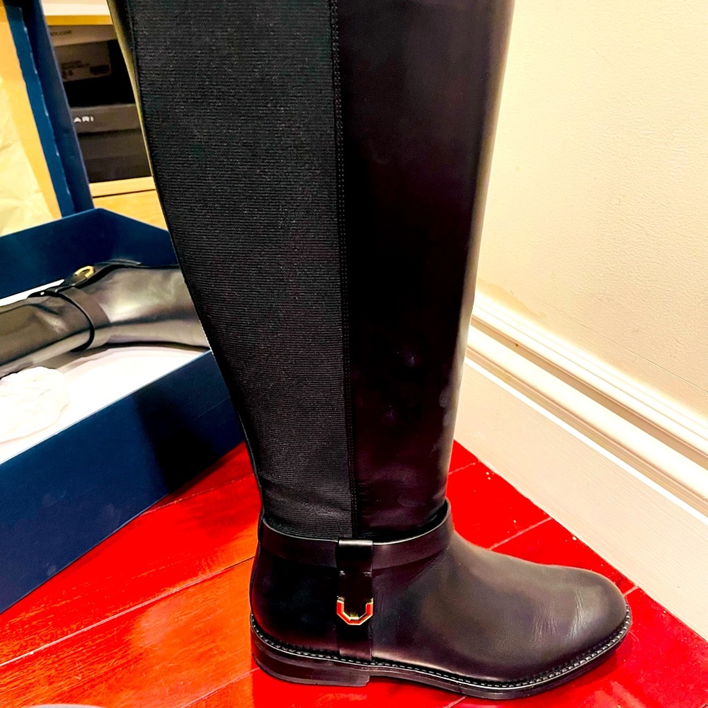 Brand new never worn in box black boots
